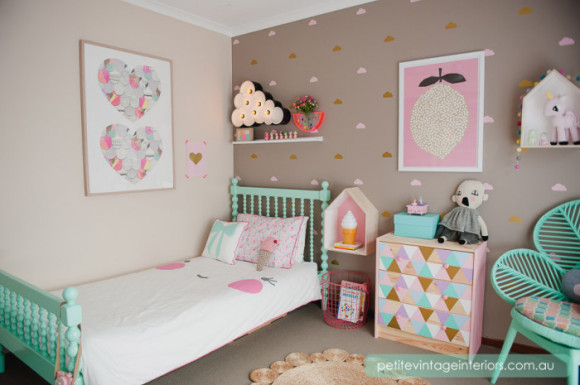 RoomShoot_Vellum_Studios_38-700x465