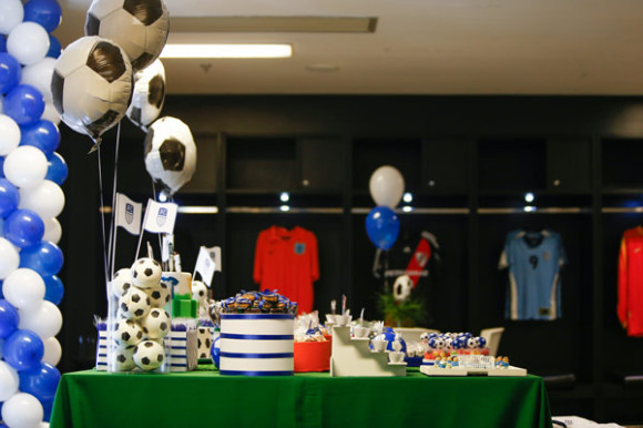 festinha-joca-futebol-club-azul-branco-07