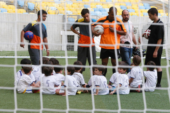 festinha-joca-futebol-club-azul-branco-12